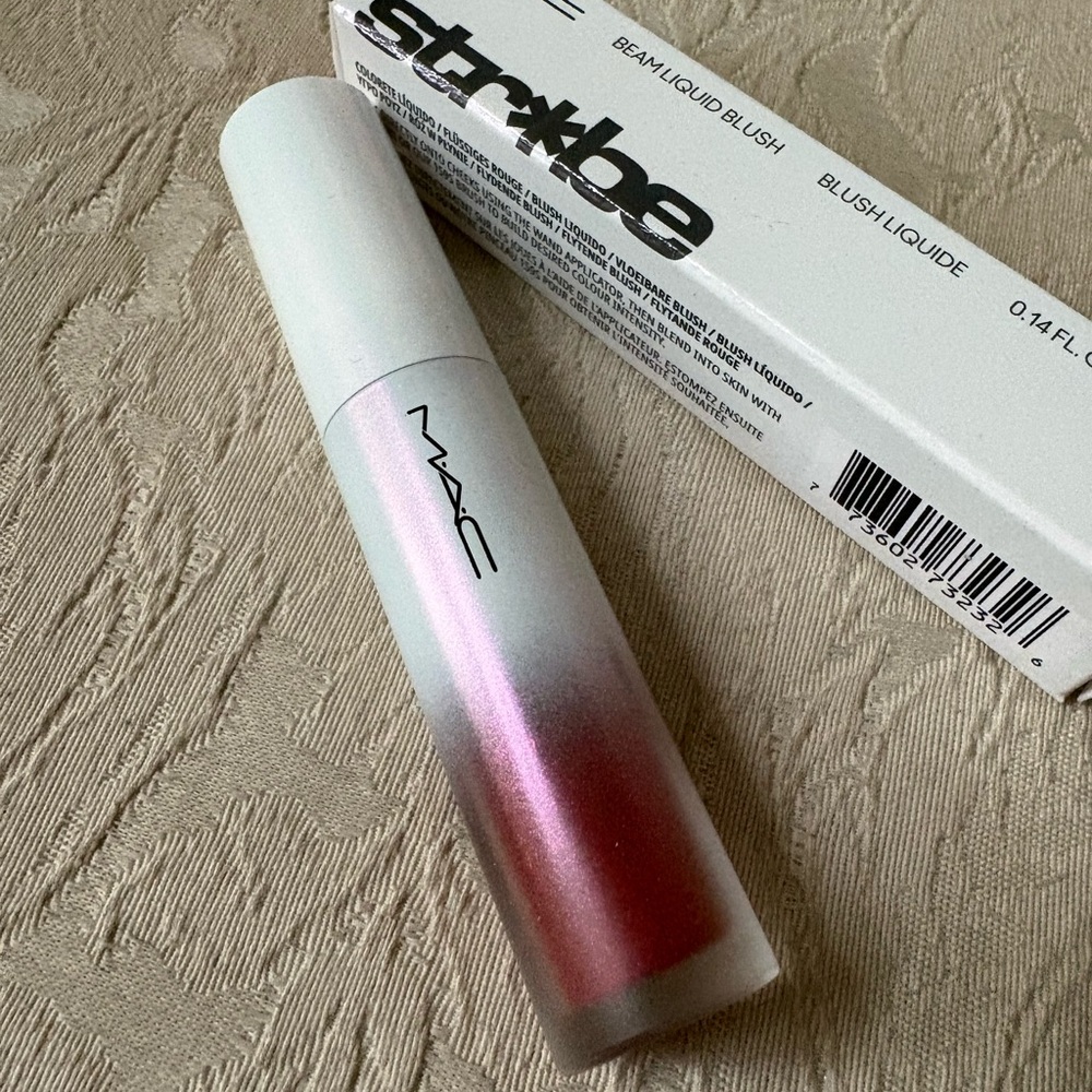 MAC Cosmetics Strobe Beam Liquid Cream Blush in Unsweetened BNIB
